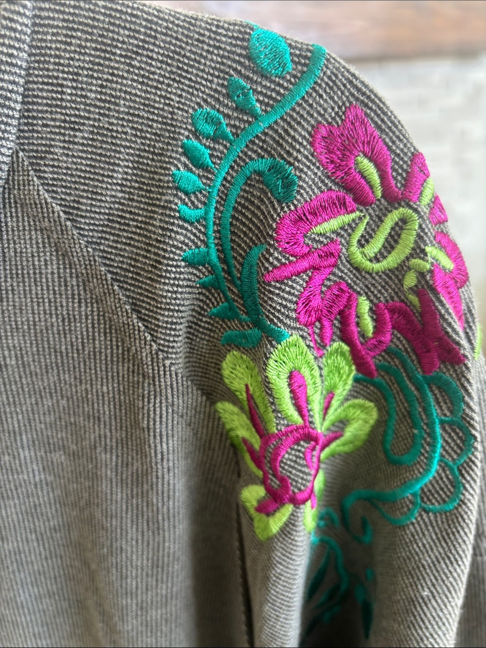 NEW POL Charcoal Gray Peplum Sweatshirt with Pink & Green Floral Embroidery - Picture 5 of 7